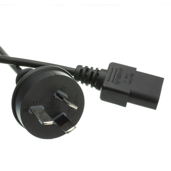 Male Power Inlet 250v - Aus.